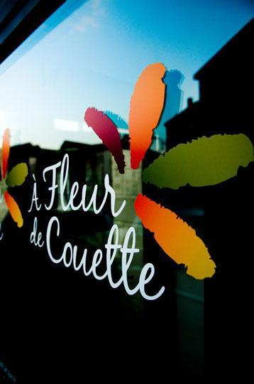 A Fleur De Couette Hotell Auvelais Eksteriør bilde