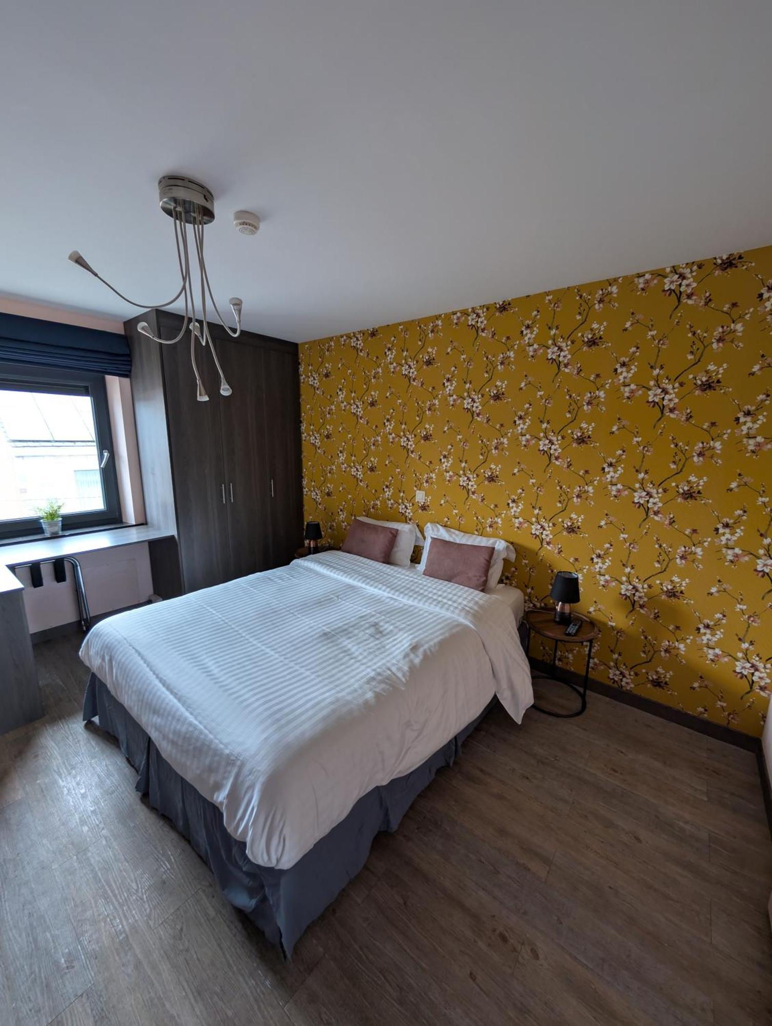 A Fleur De Couette Hotell Auvelais Eksteriør bilde